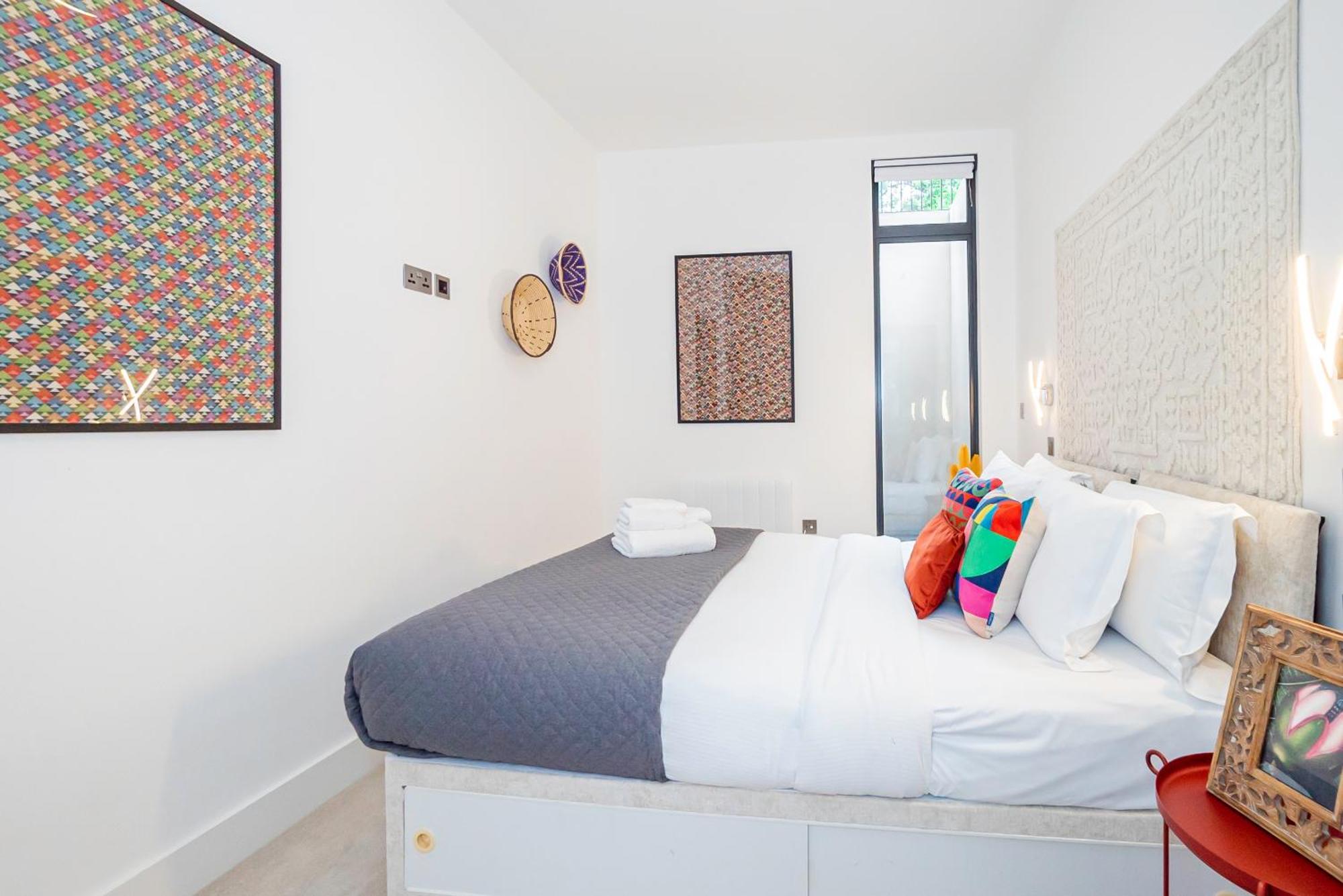 Appartamento Gorgeous Two-bedroom Two-bathrooms Flat Near Acton Main Line Station *